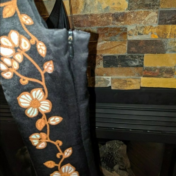 Tocca Silk Flower Trumpet Dress Gown Embroidered - Picture 7 of 9